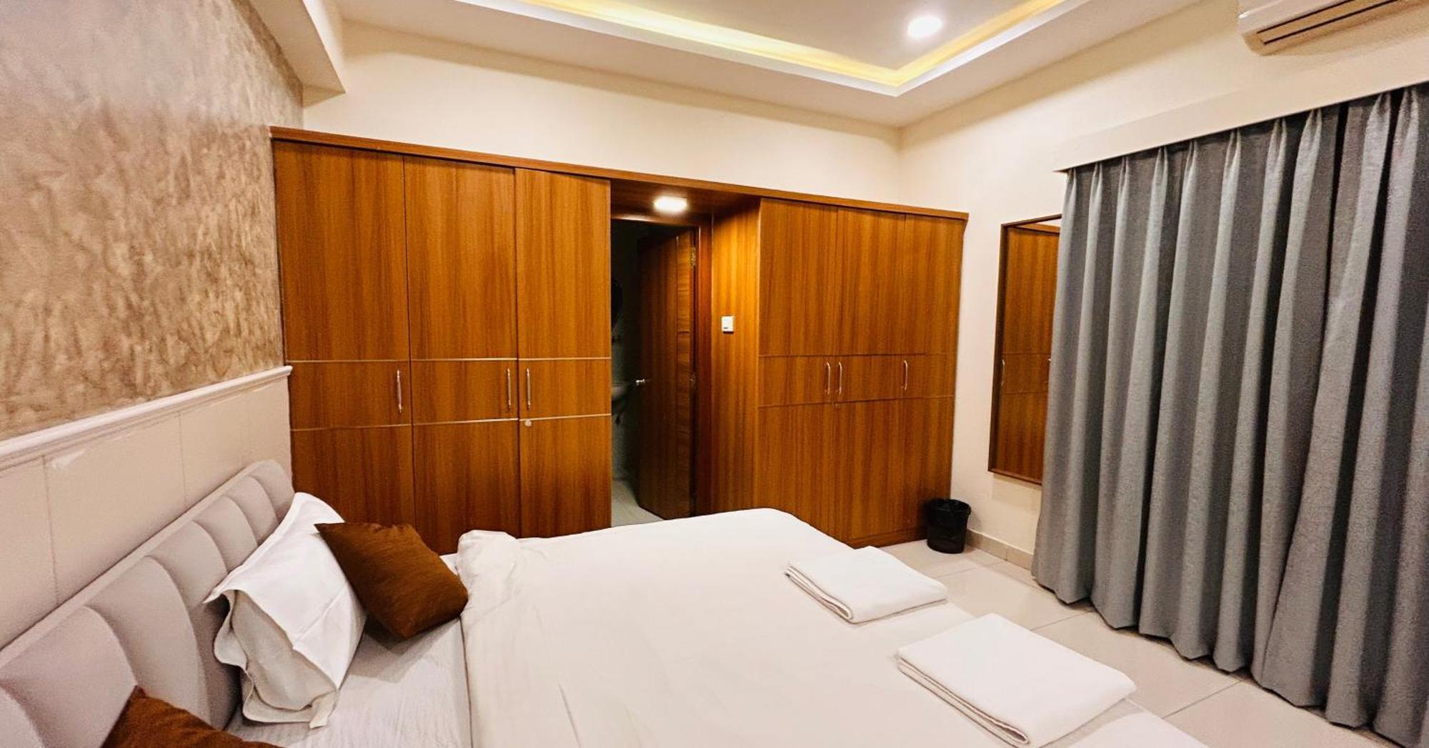 Dcasa Apartment Hotel 海得拉巴 外观 照片